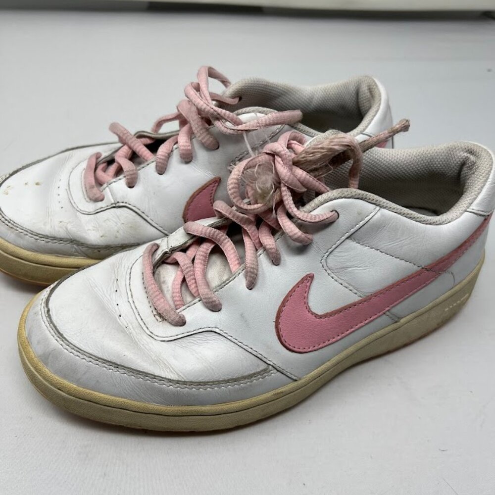 Nike white and pink leather size 8 tennis shoes